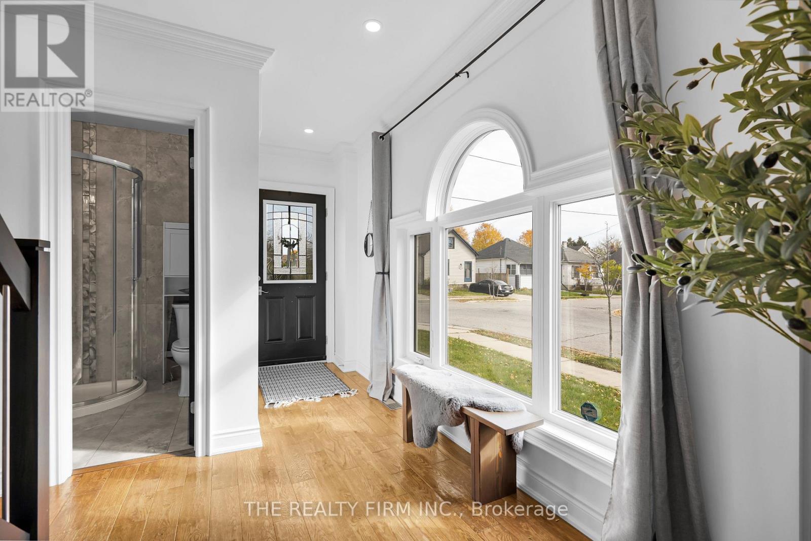 145 Brisbin Street, London East, Ontario N5Z 2M2 - Photo 4 - X12513168