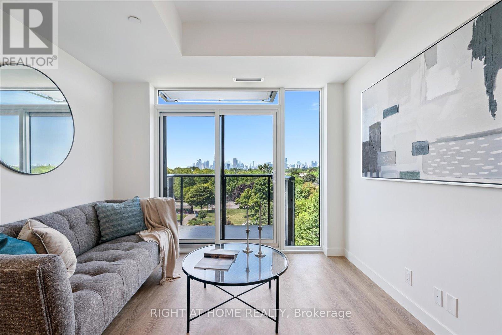 1309 - 1050 Eastern Avenue, Toronto, Ontario  M4L 0B7 - Photo 11 - E12513122