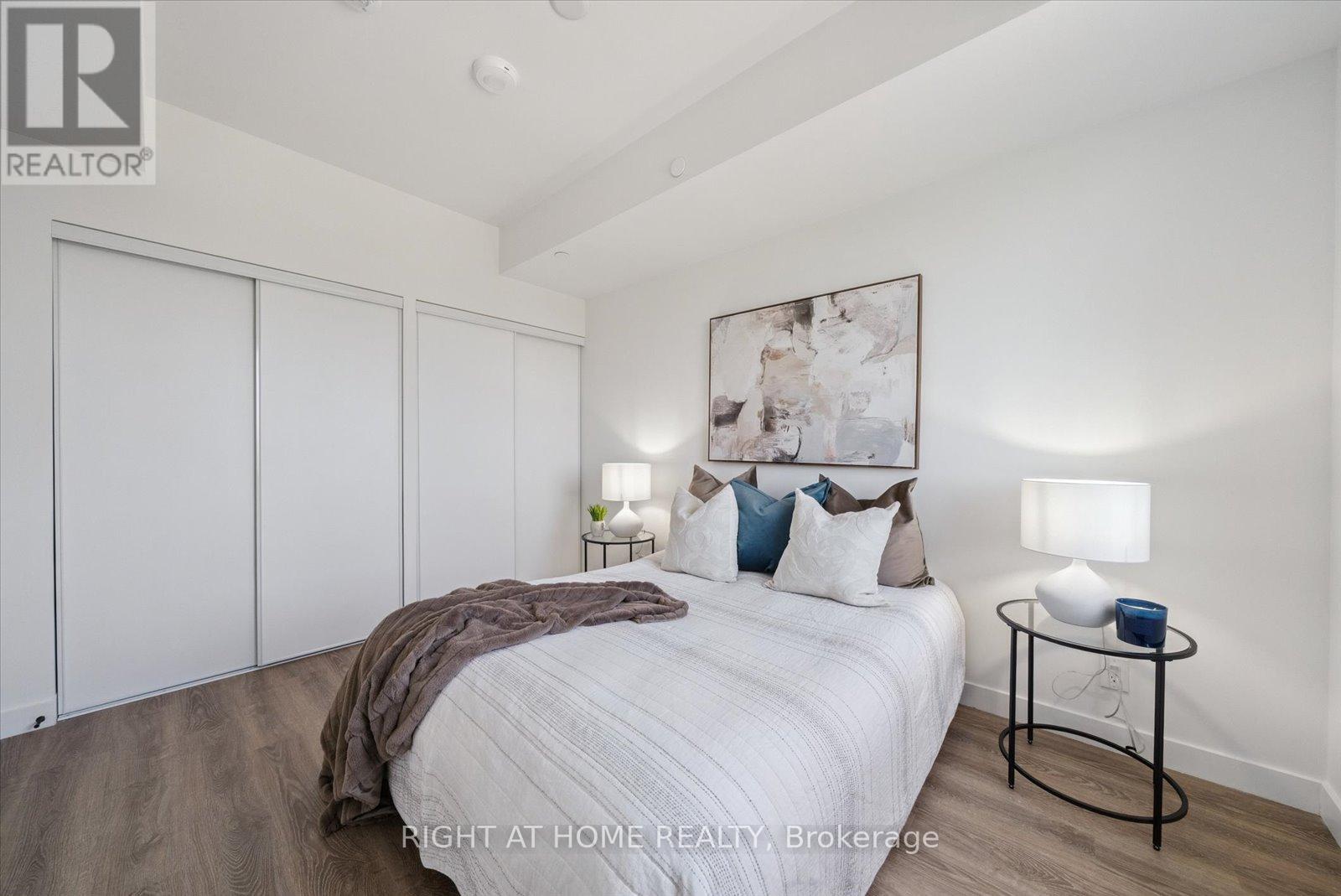 1309 - 1050 Eastern Avenue, Toronto, Ontario  M4L 0B7 - Photo 6 - E12513122