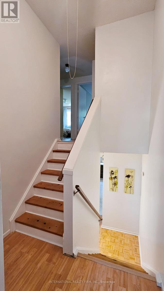 47 Parsell Square, Toronto, Ontario  M1B 2A5 - Photo 12 - E12513128