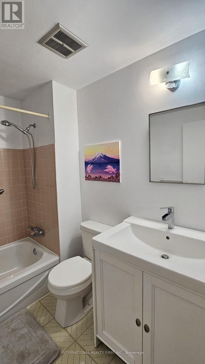 47 Parsell Square, Toronto, Ontario  M1B 2A5 - Photo 17 - E12513128