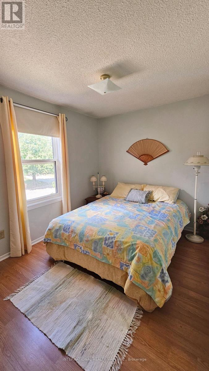 47 Parsell Square, Toronto, Ontario  M1B 2A5 - Photo 20 - E12513128