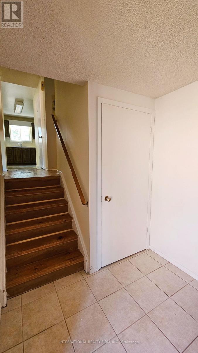 47 Parsell Square, Toronto, Ontario  M1B 2A5 - Photo 4 - E12513128