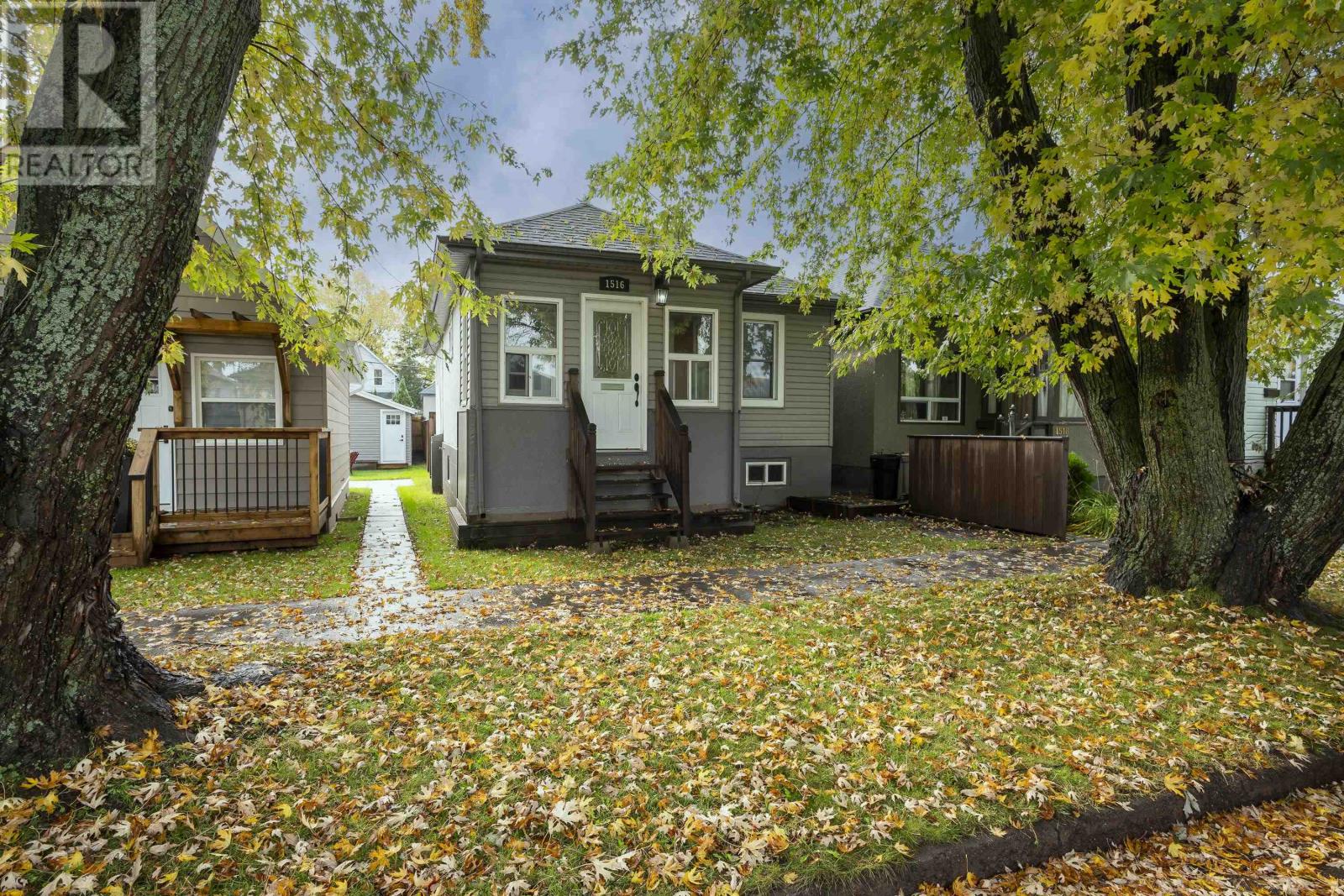 1516 Rankin ST, Thunder Bay, Ontario