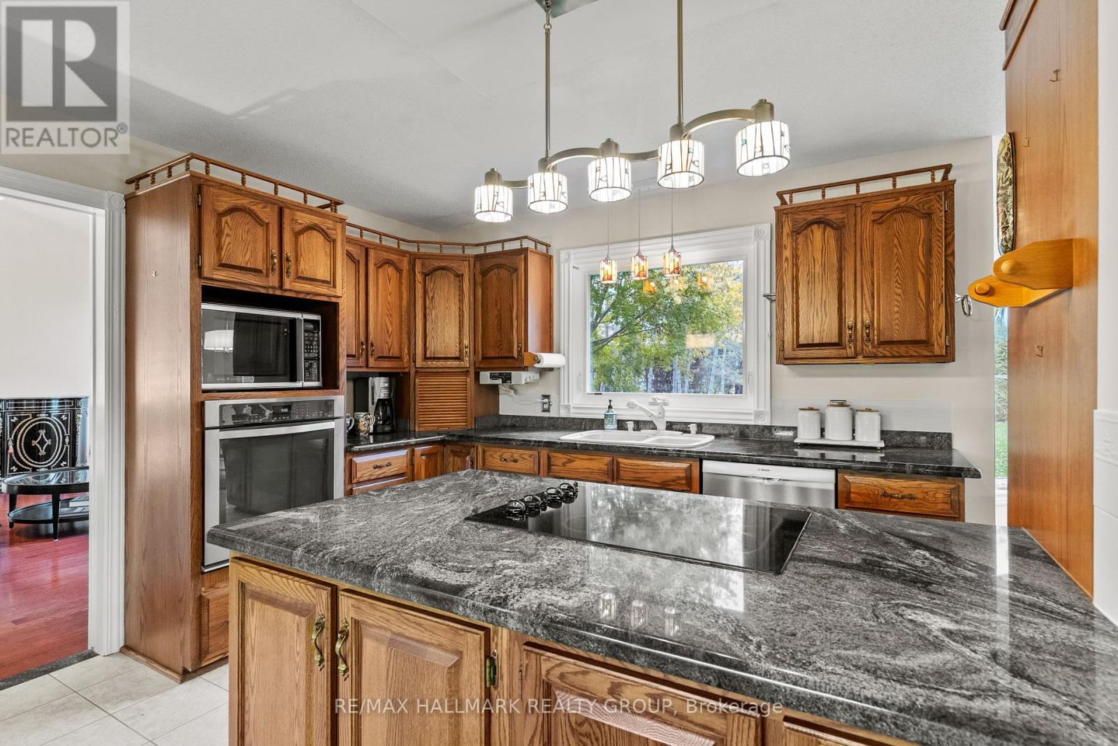 16 Goodfellow Court, Ottawa, Ontario  K2R 1C8 - Photo 10 - X12513302