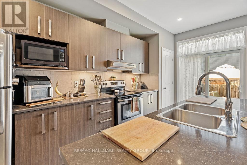 126 Yellowcress Way, Ottawa, Ontario  K4A 1C2 - Photo 7 - X12513368