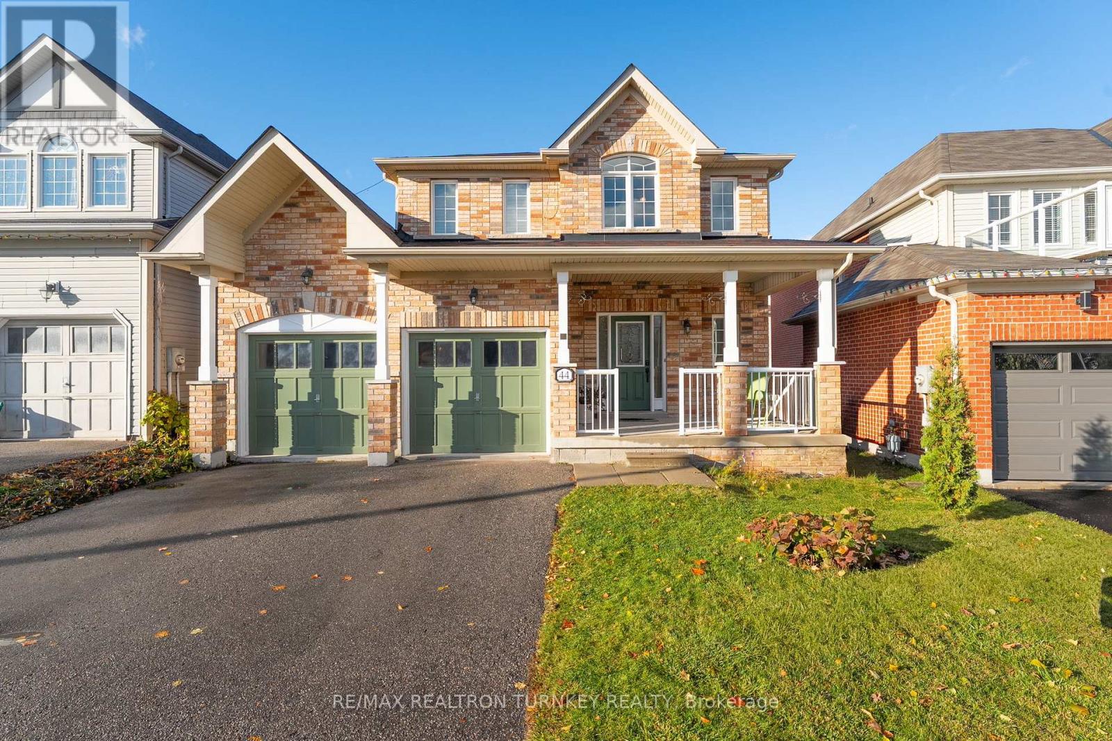 44 JOE DALES DRIVE, Georgina, Ontario