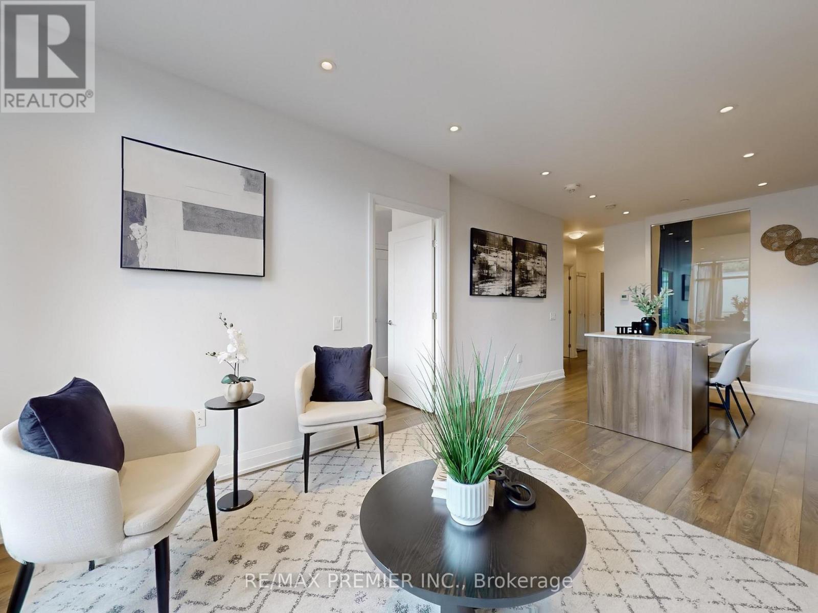 119 - 4800 Highway 7 Road, Vaughan, Ontario  L4L 1H8 - Photo 11 - N12513070