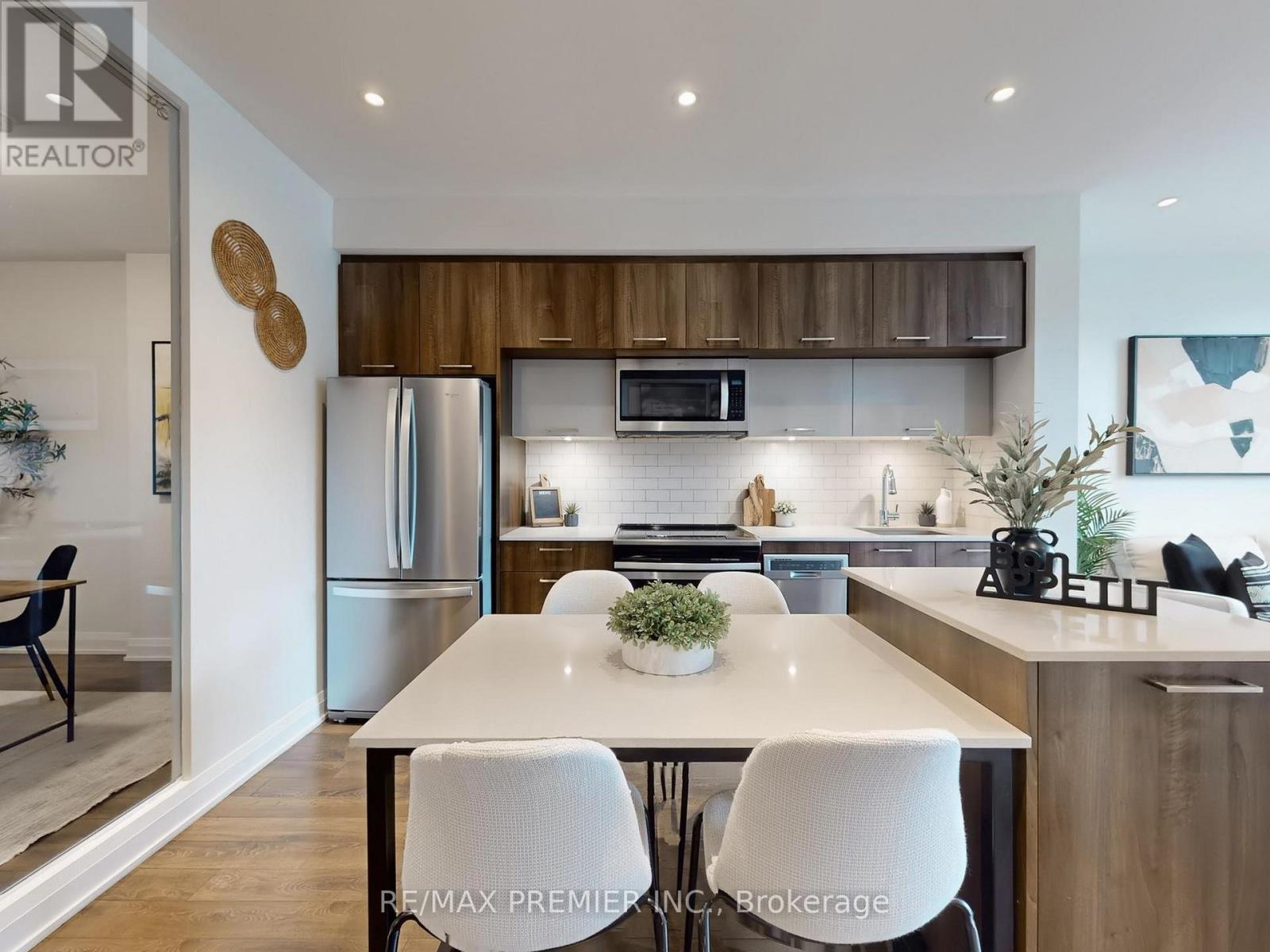 119 - 4800 Highway 7 Road, Vaughan, Ontario  L4L 1H8 - Photo 13 - N12513070