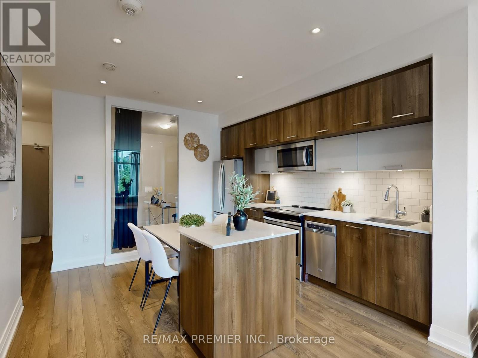 119 - 4800 Highway 7 Road, Vaughan, Ontario  L4L 1H8 - Photo 14 - N12513070