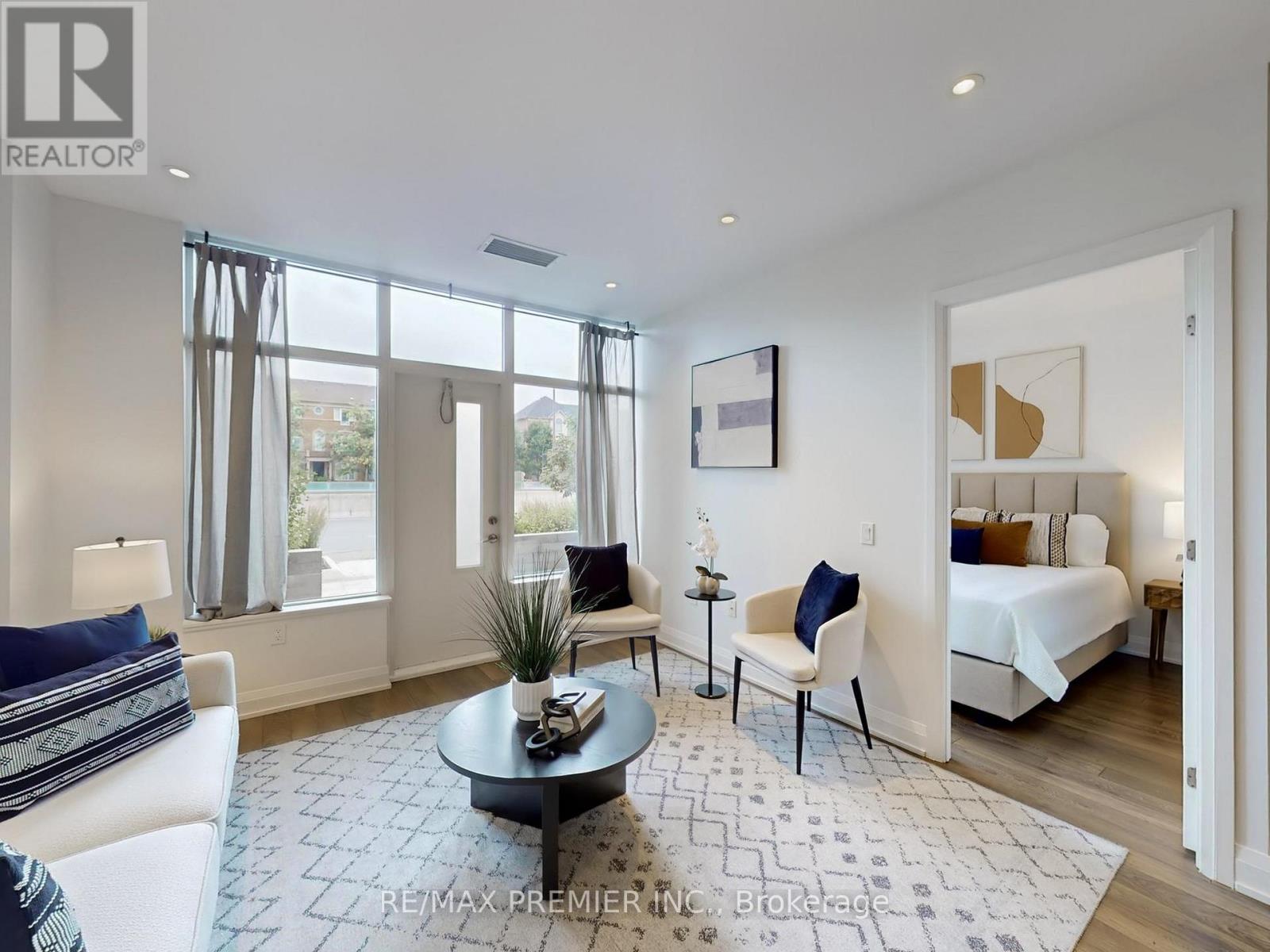 119 - 4800 Highway 7 Road, Vaughan, Ontario  L4L 1H8 - Photo 6 - N12513070