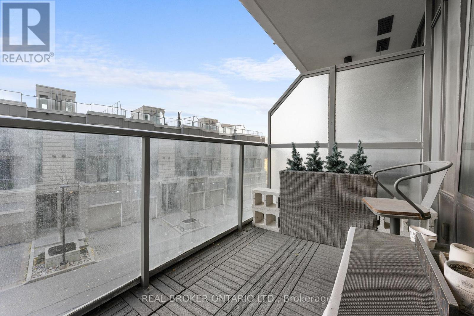 301 - 277 South Park Road, Markham, Ontario  L3T 0B7 - Photo 23 - N12513090