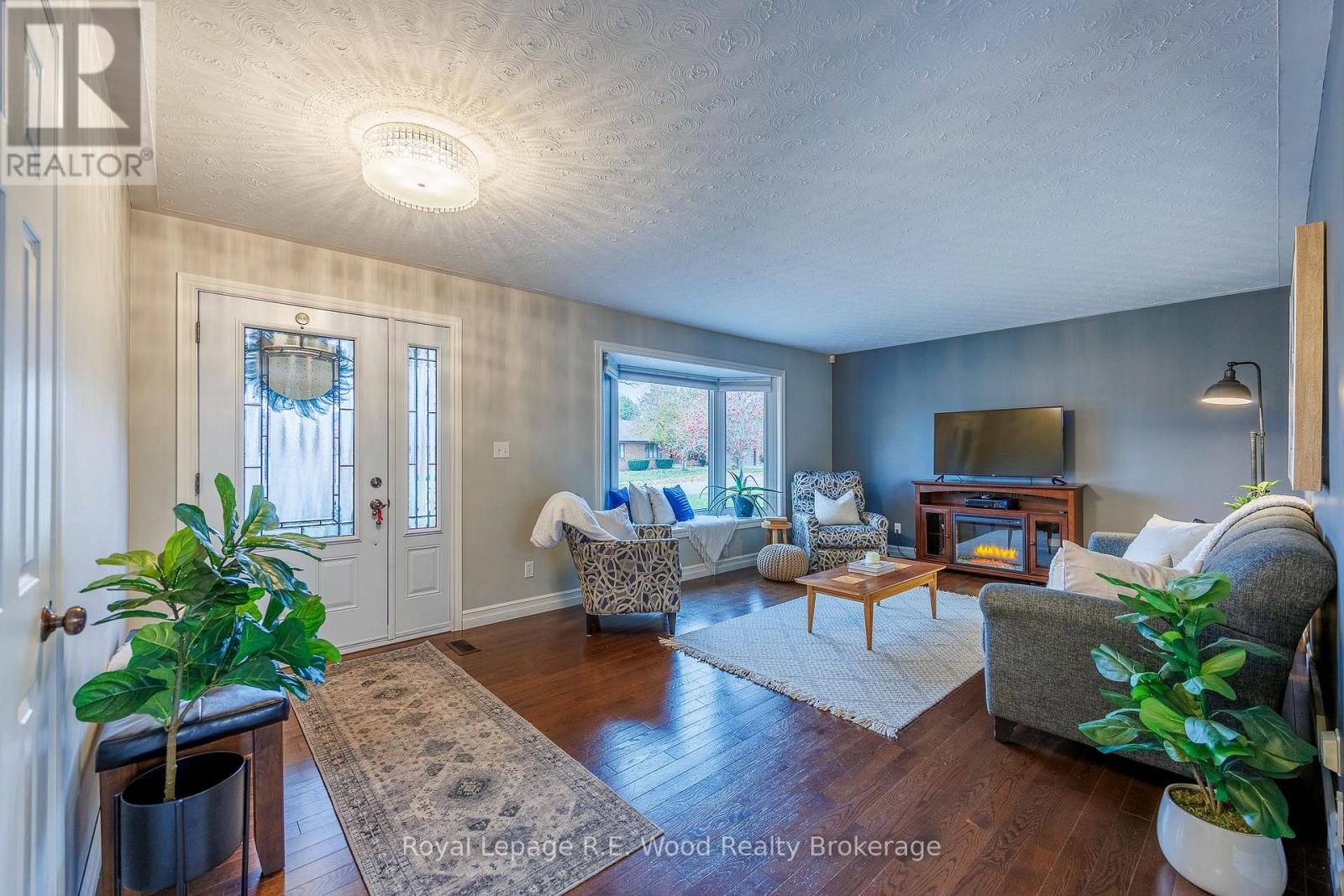 18 Demeyere Avenue, Tillsonburg, Ontario  N4G 5C6 - Photo 5 - X12513384