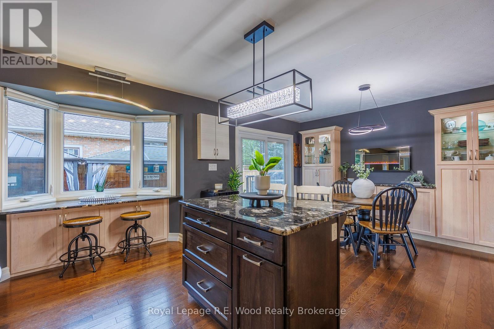 18 Demeyere Avenue, Tillsonburg, Ontario  N4G 5C6 - Photo 9 - X12513384