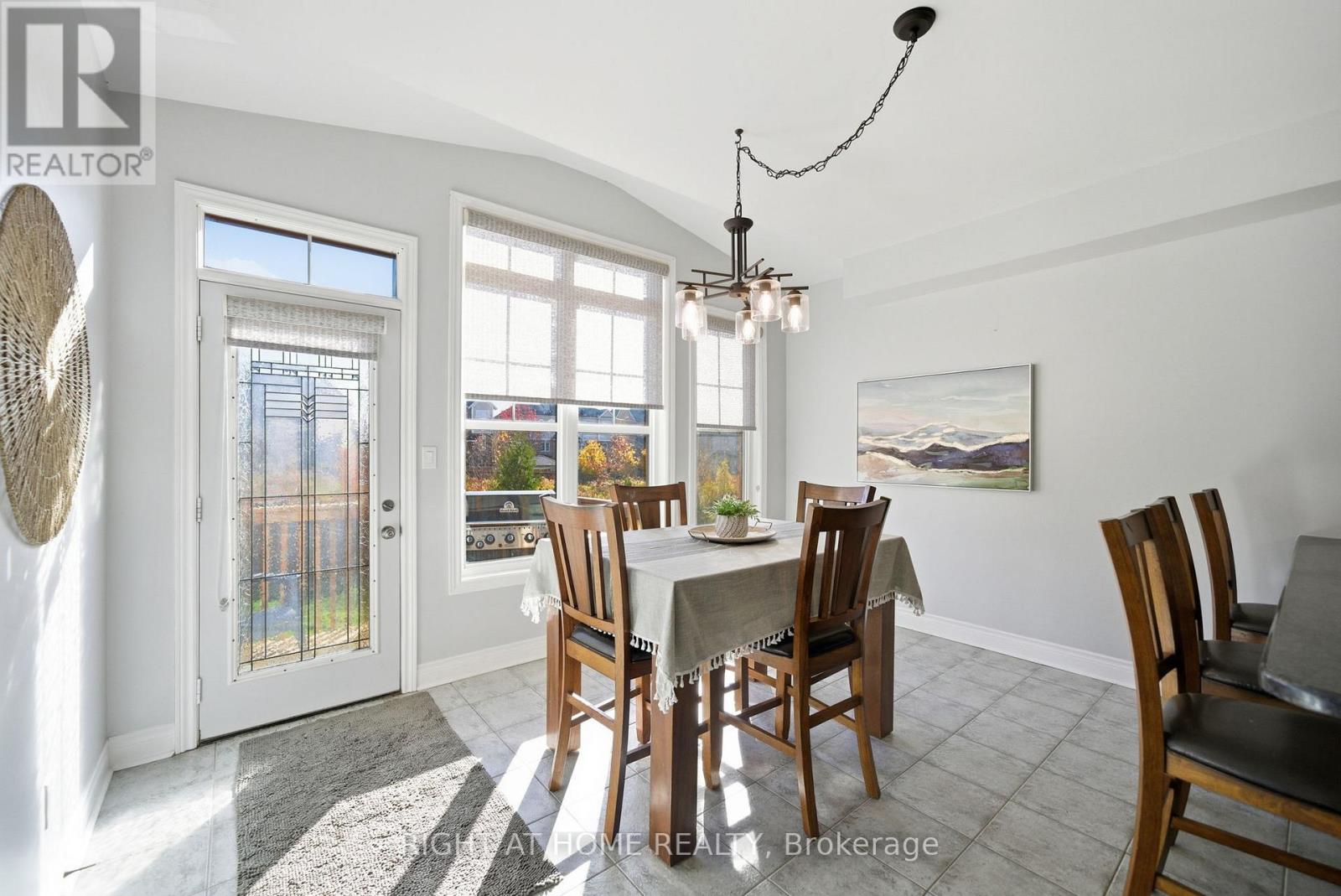 11 Mason Drive, New Tecumseth, Ontario L9R 0M1 - Photo 15 - N12395645