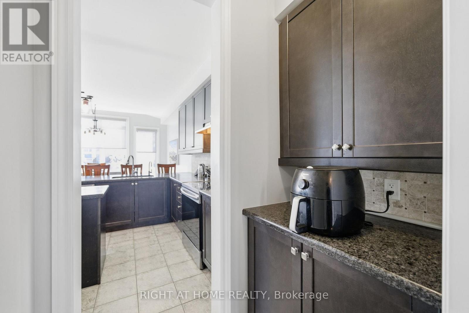 11 Mason Drive, New Tecumseth, Ontario L9R 0M1 - Photo 17 - N12395645