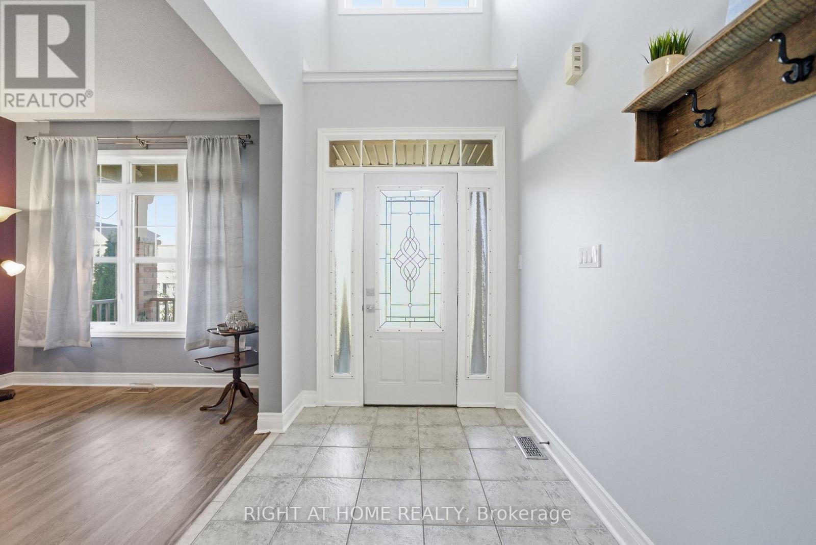 11 Mason Drive, New Tecumseth, Ontario L9R 0M1 - Photo 4 - N12395645