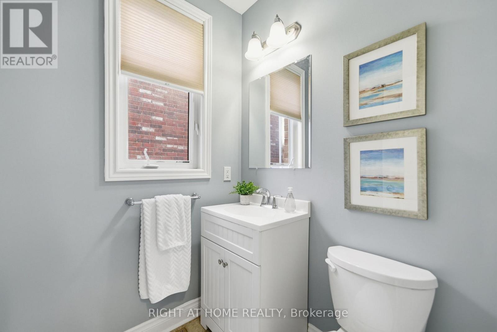 11 Mason Drive, New Tecumseth, Ontario L9R 0M1 - Photo 9 - N12395645