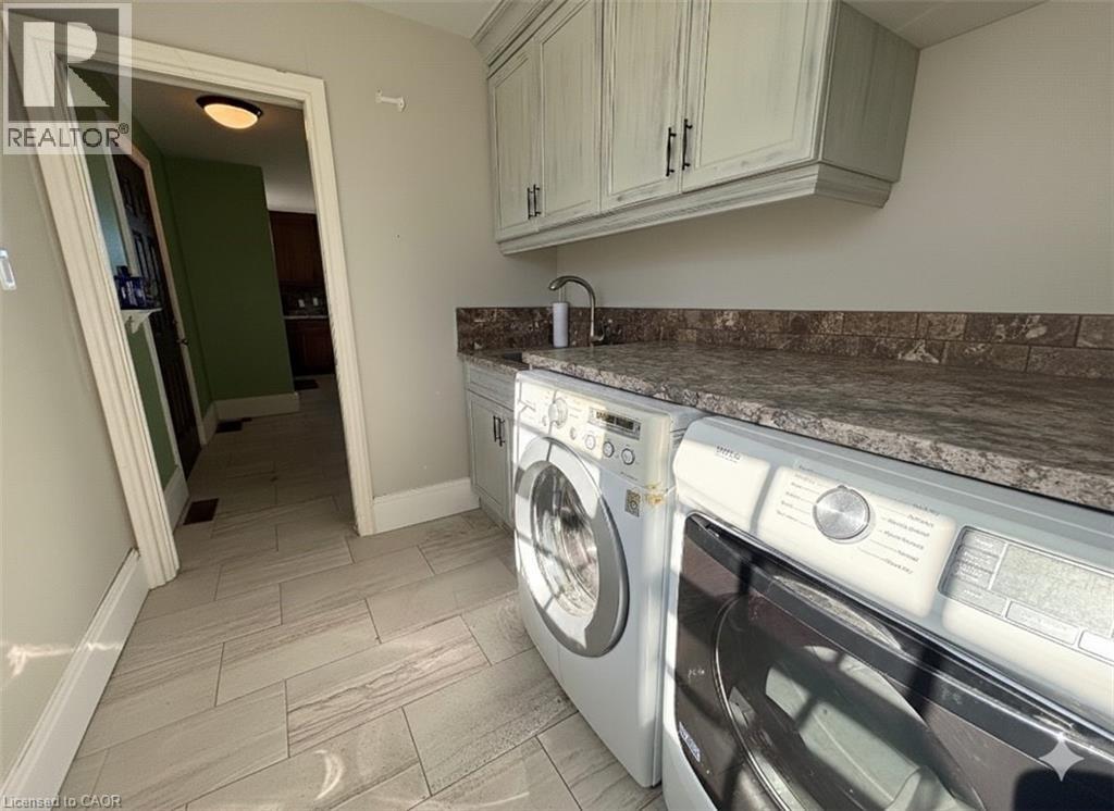 6899 Forestell Road, Puslinch, Ontario  N1H 6J3 - Photo 14 - 40785963