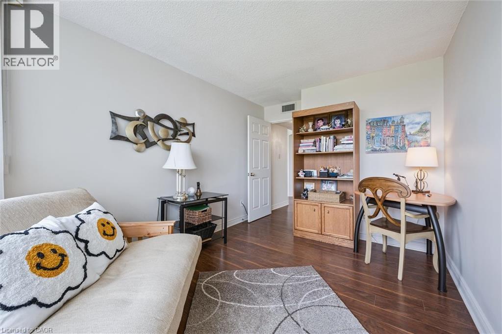 6 Willow Street Unit# 702, Waterloo, Ontario N2J 4S3 - Photo 24 - 40785925