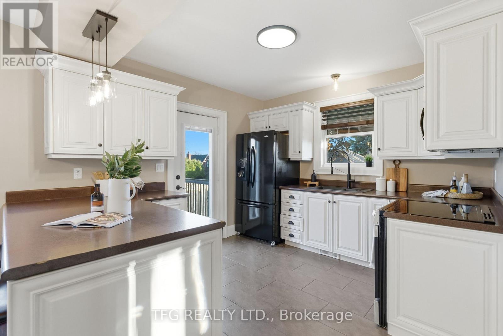 131 Roxborough Avenue, Oshawa (O'neill), Ontario  L1G 5W6 - Photo 14 - E12513184