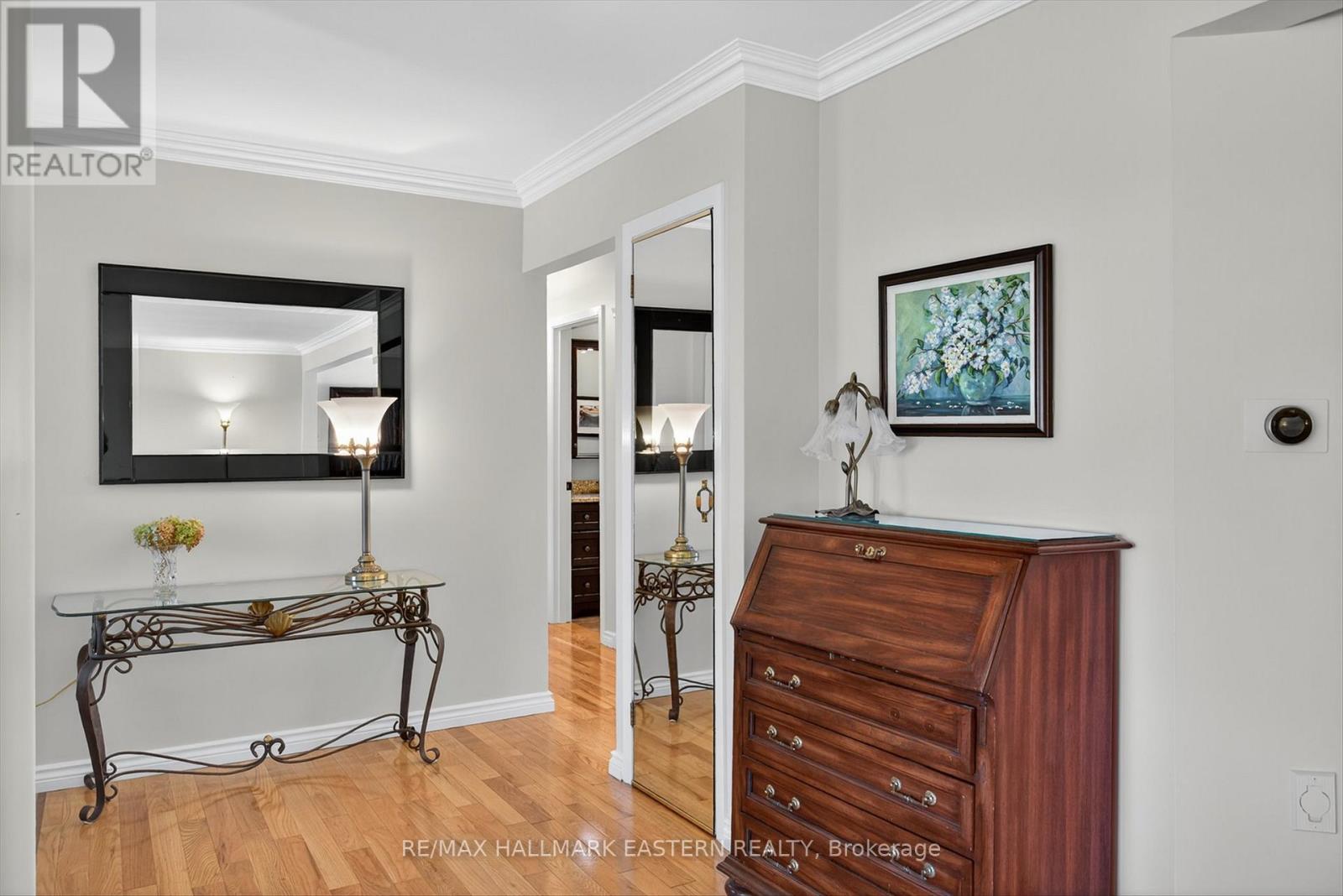 244 Patricia Crescent, Selwyn, Ontario  K9J 0C7 - Photo 5 - X12513258