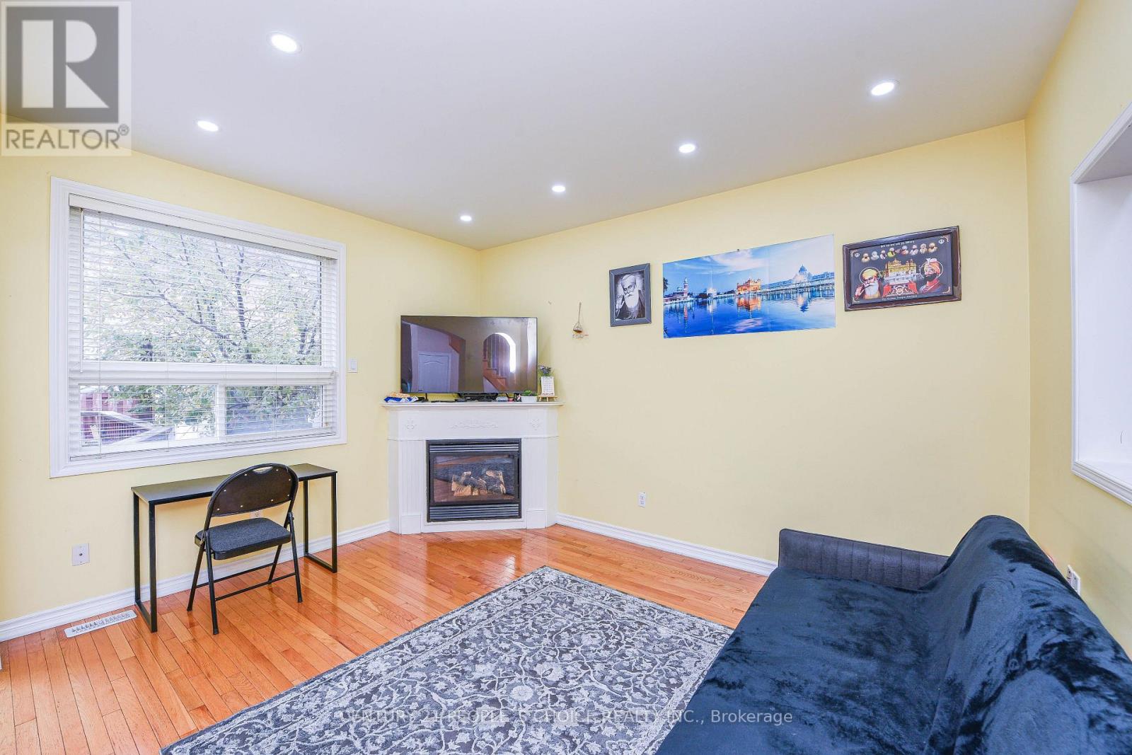 50 Severin Street, Brampton, Ontario  L6R 0P3 - Photo 7 - W12513064