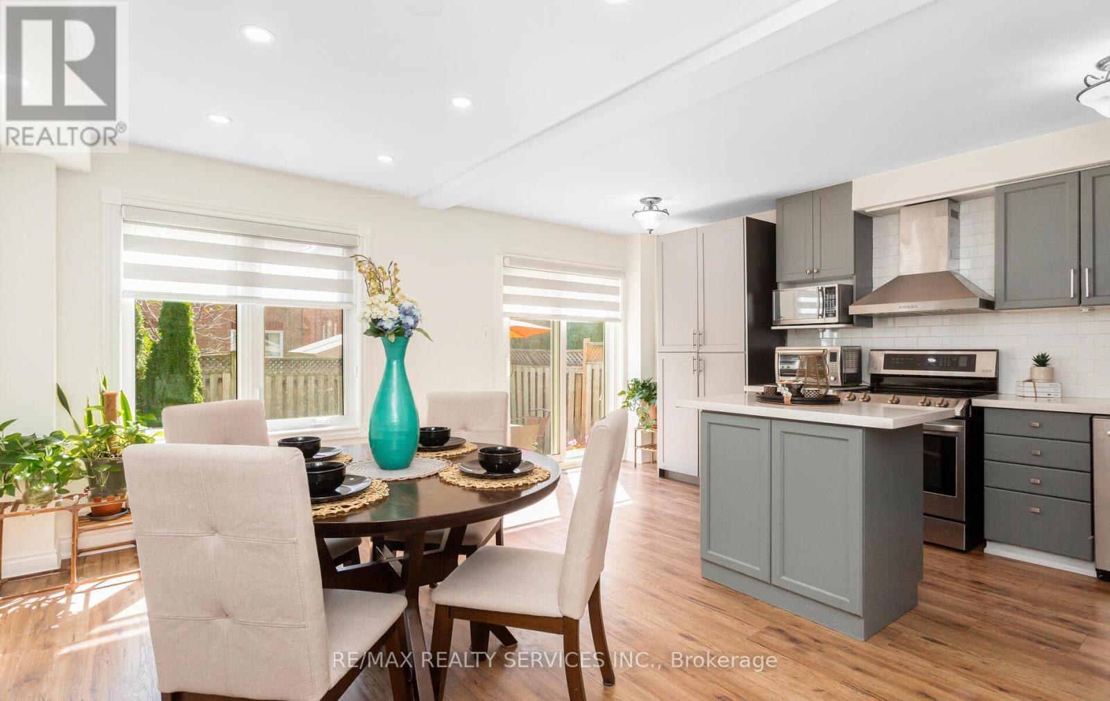 3912 Zenith Court, Mississauga, Ontario  L5N 7H7 - Photo 13 - W12513072