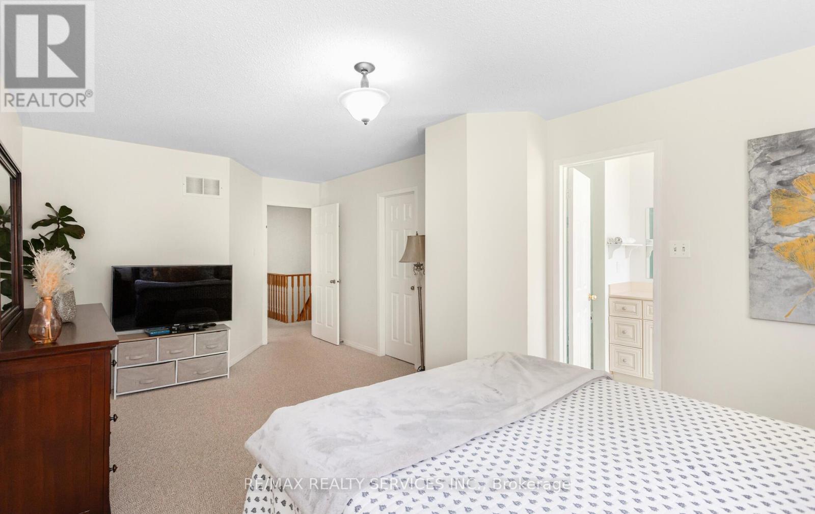 3912 Zenith Court, Mississauga, Ontario  L5N 7H7 - Photo 21 - W12513072