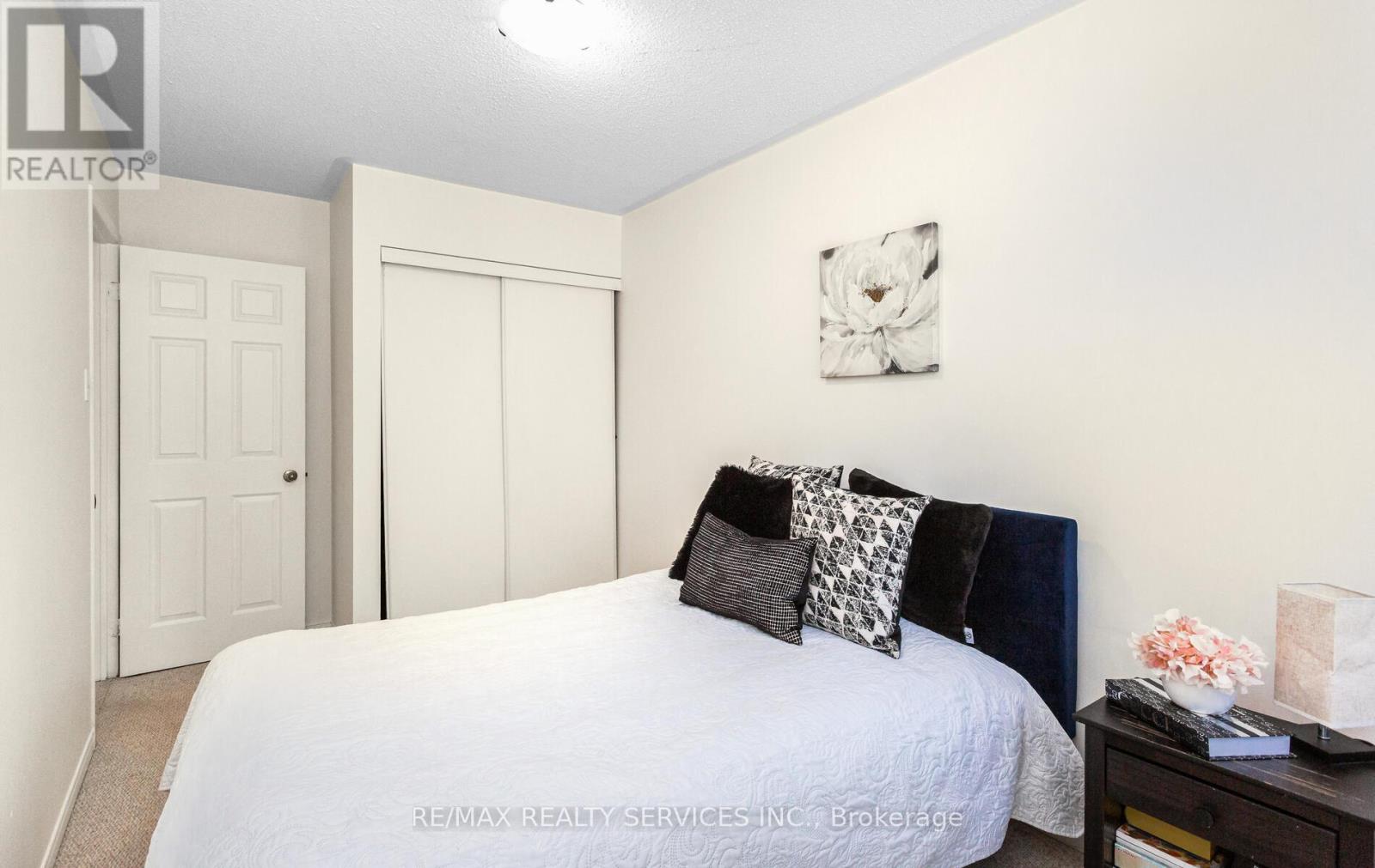 3912 Zenith Court, Mississauga, Ontario  L5N 7H7 - Photo 28 - W12513072