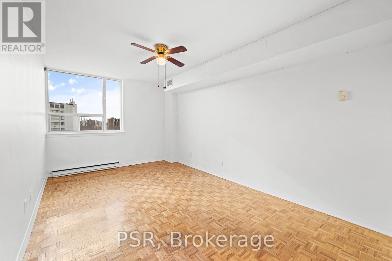 909 - 240 Markland Drive, Toronto, Ontario  M9C 1R3 - Photo 12 - W12513094