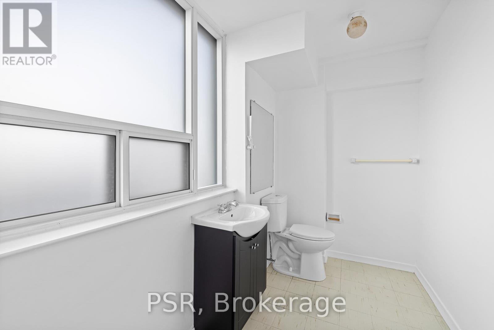 909 - 240 Markland Drive, Toronto, Ontario  M9C 1R3 - Photo 17 - W12513094