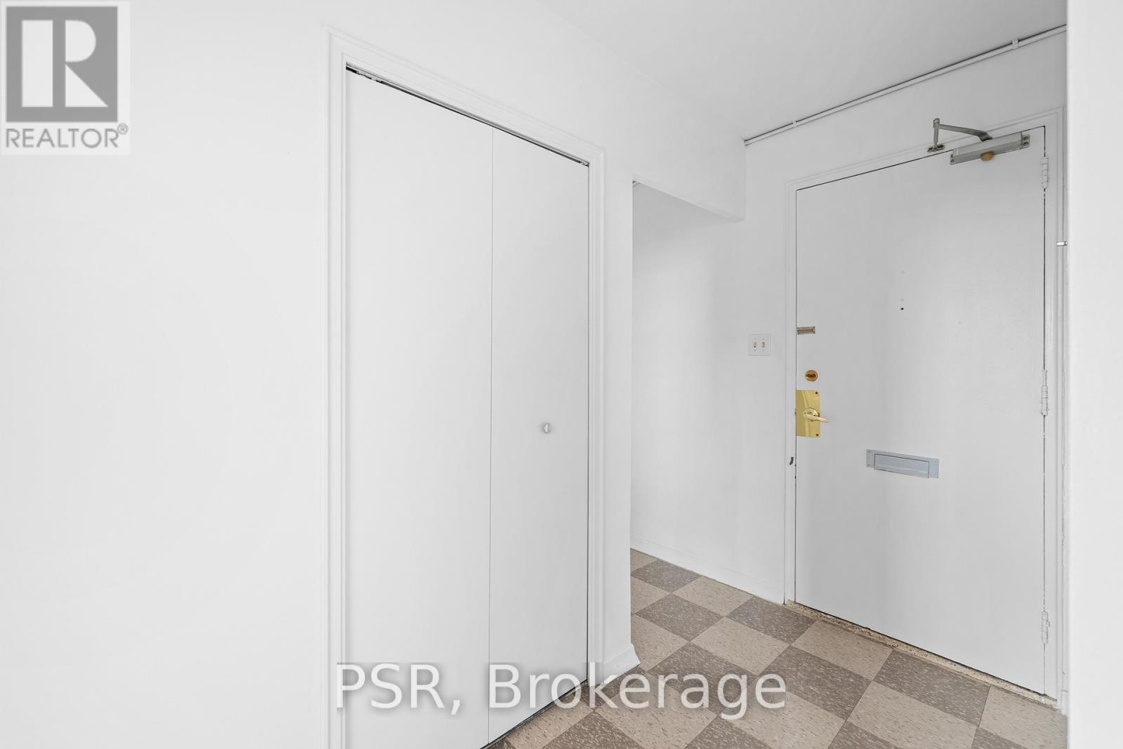 909 - 240 Markland Drive, Toronto, Ontario  M9C 1R3 - Photo 21 - W12513094