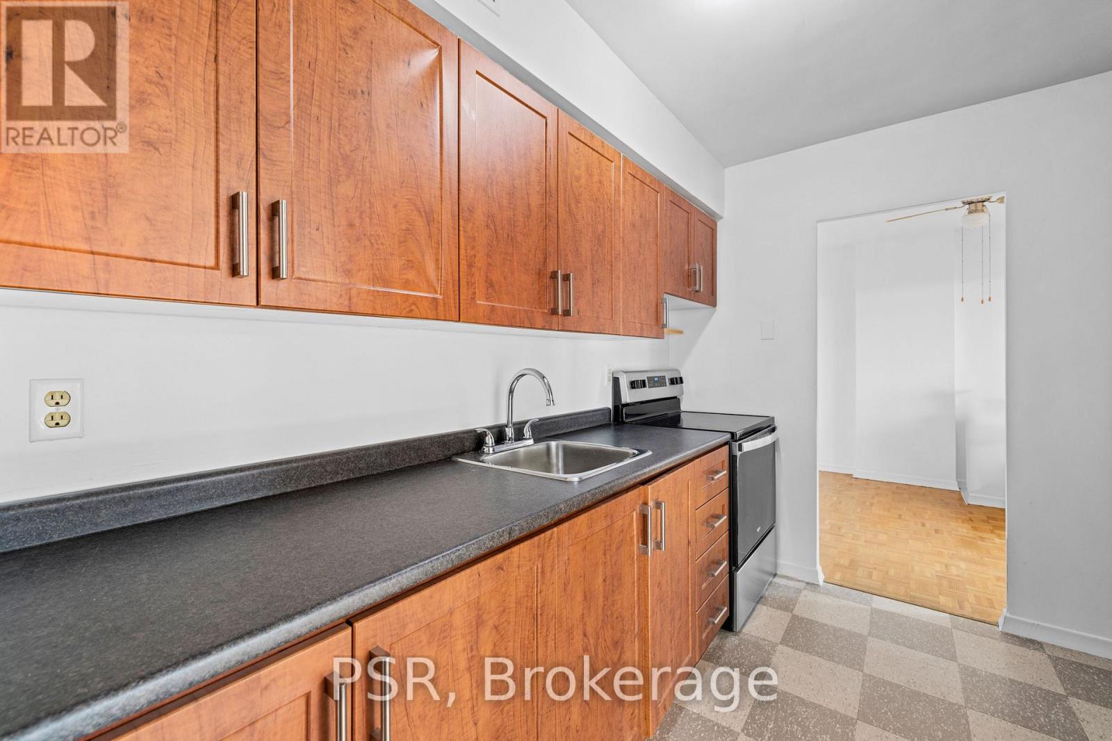 909 - 240 Markland Drive, Toronto, Ontario  M9C 1R3 - Photo 6 - W12513094