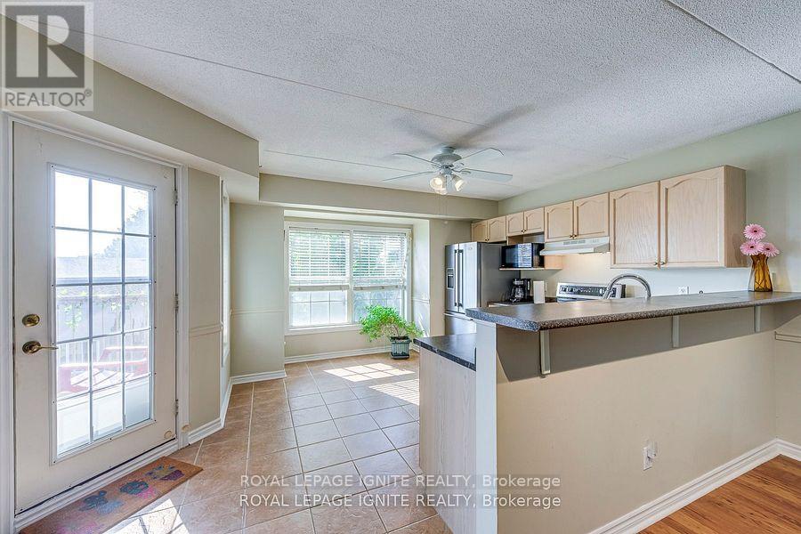 211 - 1820 Walkers Line, Burlington, Ontario  L7M 4V4 - Photo 13 - W12513100