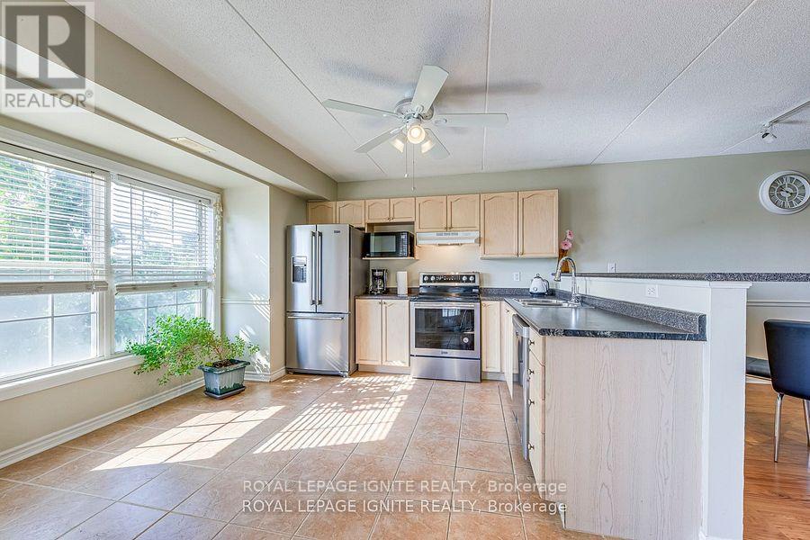 211 - 1820 Walkers Line, Burlington, Ontario  L7M 4V4 - Photo 14 - W12513100