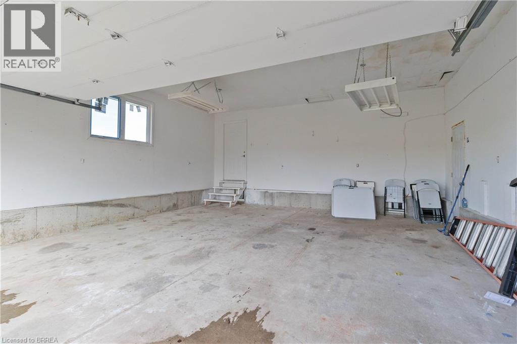 8 War Road, Brantford, Ontario  N3T 5L6 - Photo 42 - 40785983