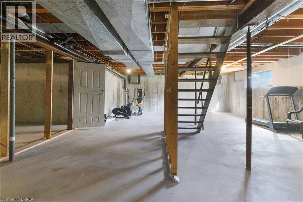 8 War Road, Brantford, Ontario  N3T 5L6 - Photo 46 - 40785983