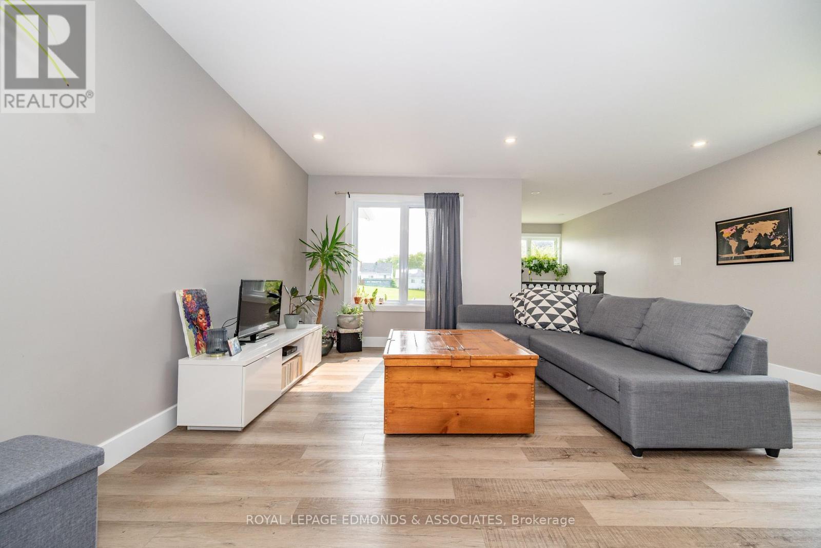 464 Dominion Street, Pembroke, Ontario  K8A 4W8 - Photo 10 - X12200031