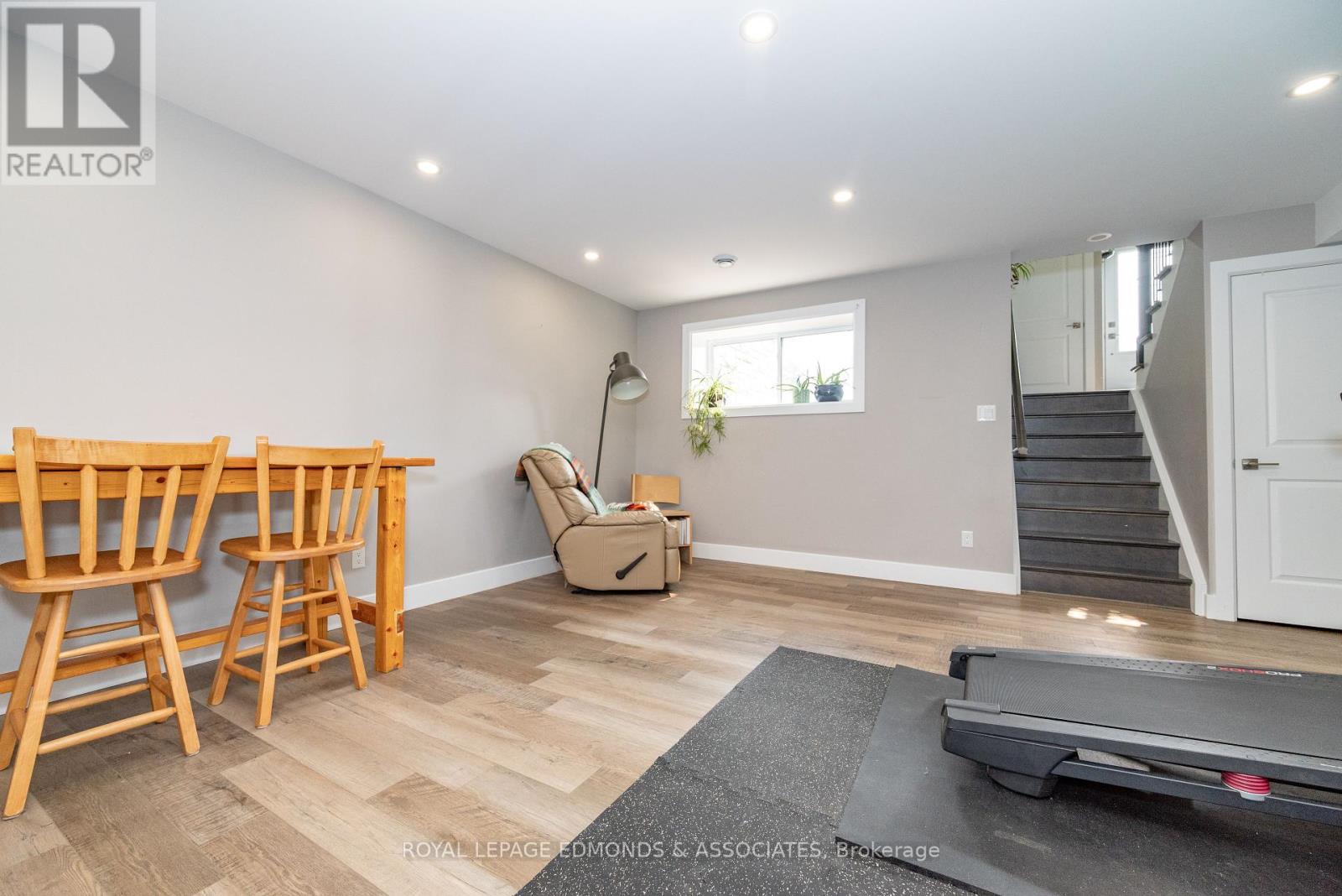 464 Dominion Street, Pembroke, Ontario  K8A 4W8 - Photo 24 - X12200031