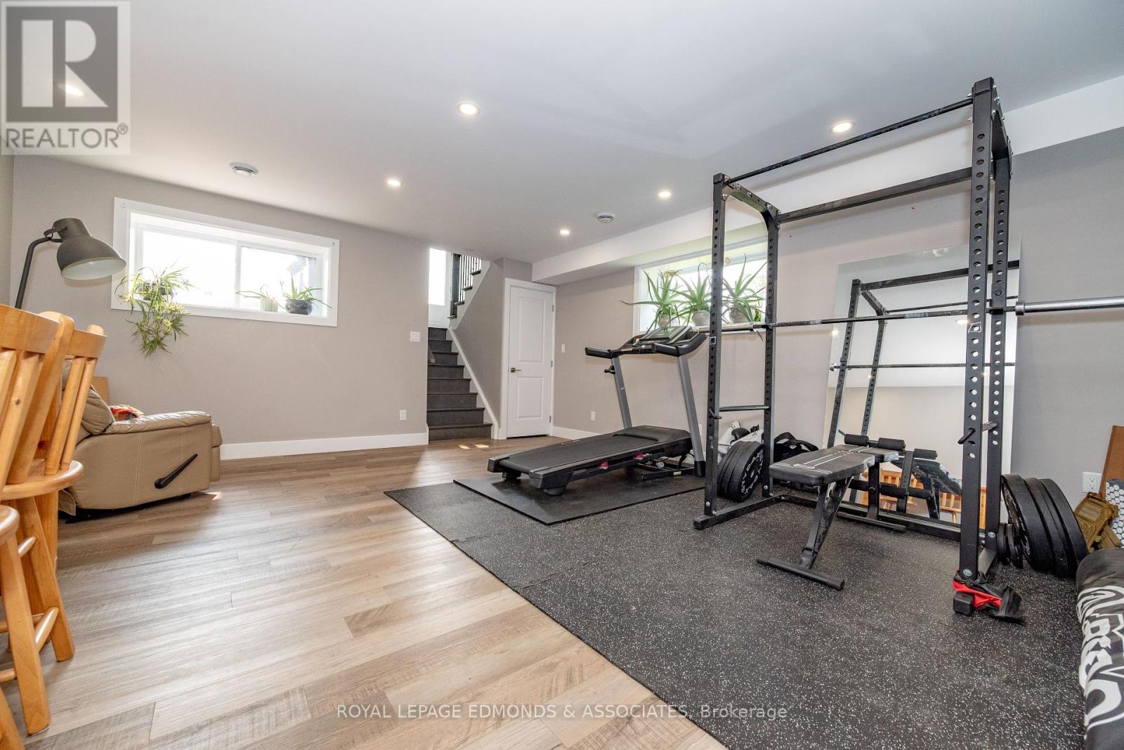 464 Dominion Street, Pembroke, Ontario  K8A 4W8 - Photo 28 - X12200031