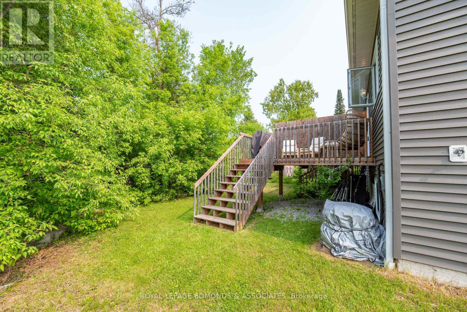 464 Dominion Street, Pembroke, Ontario  K8A 4W8 - Photo 36 - X12200031