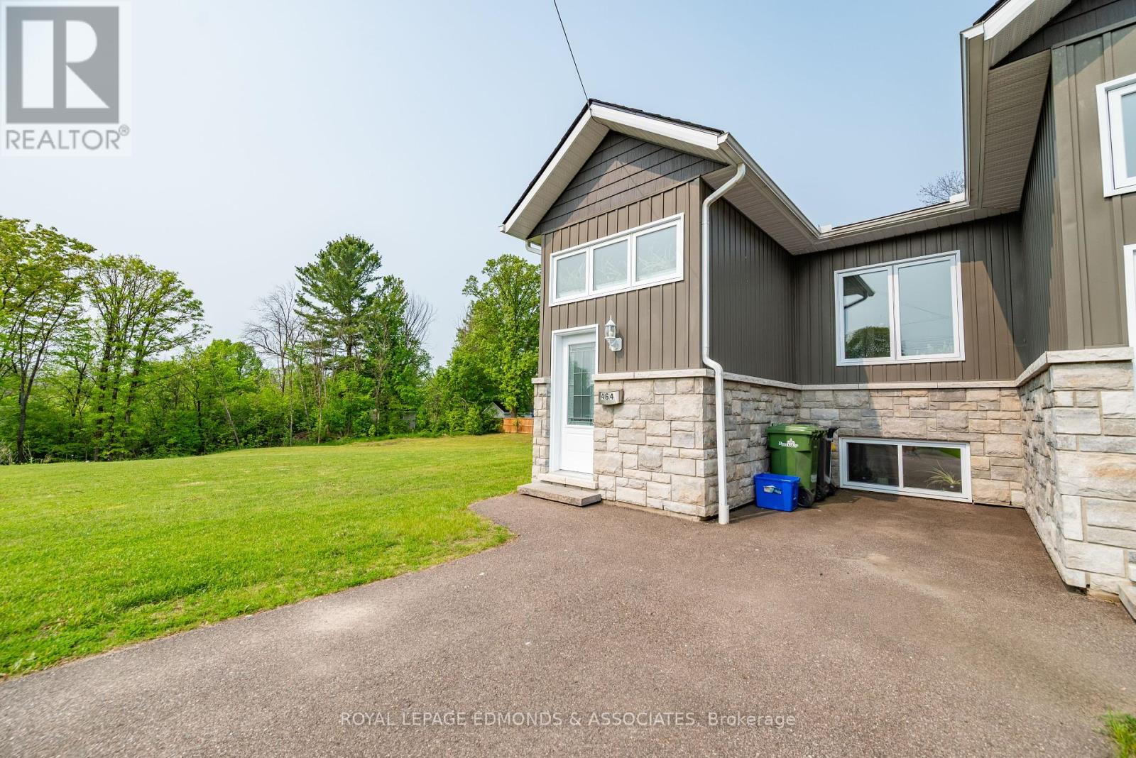 464 Dominion Street, Pembroke, Ontario  K8A 4W8 - Photo 41 - X12200031