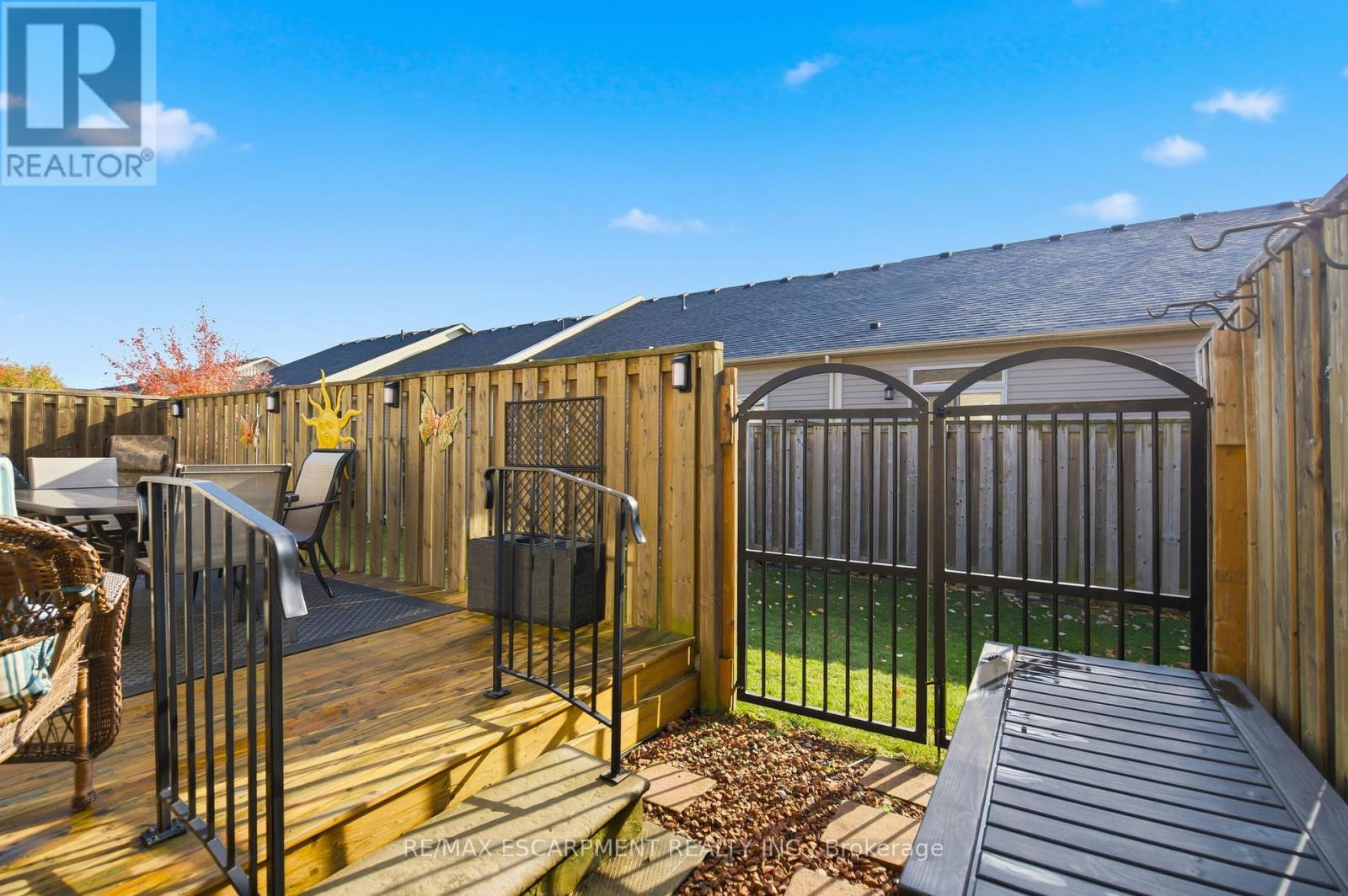 4 Hillgartner Lane, Hamilton, Ontario  L0R 1C0 - Photo 28 - X12513048