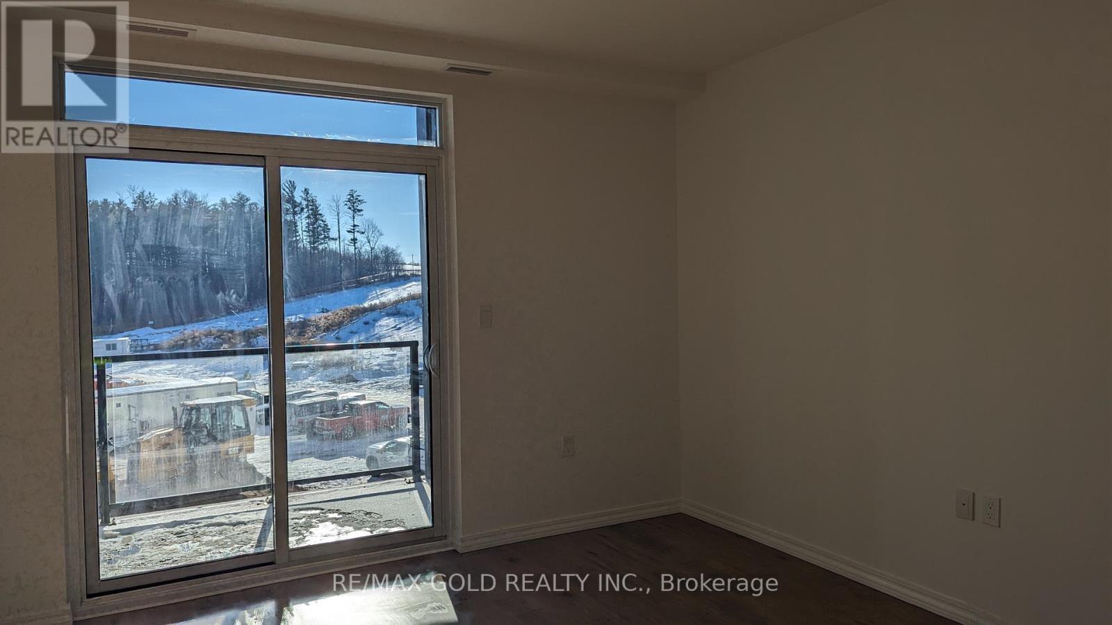 307 - 1098 Paisley Road, Guelph, Ontario  N1K 0E3 - Photo 8 - X12513054