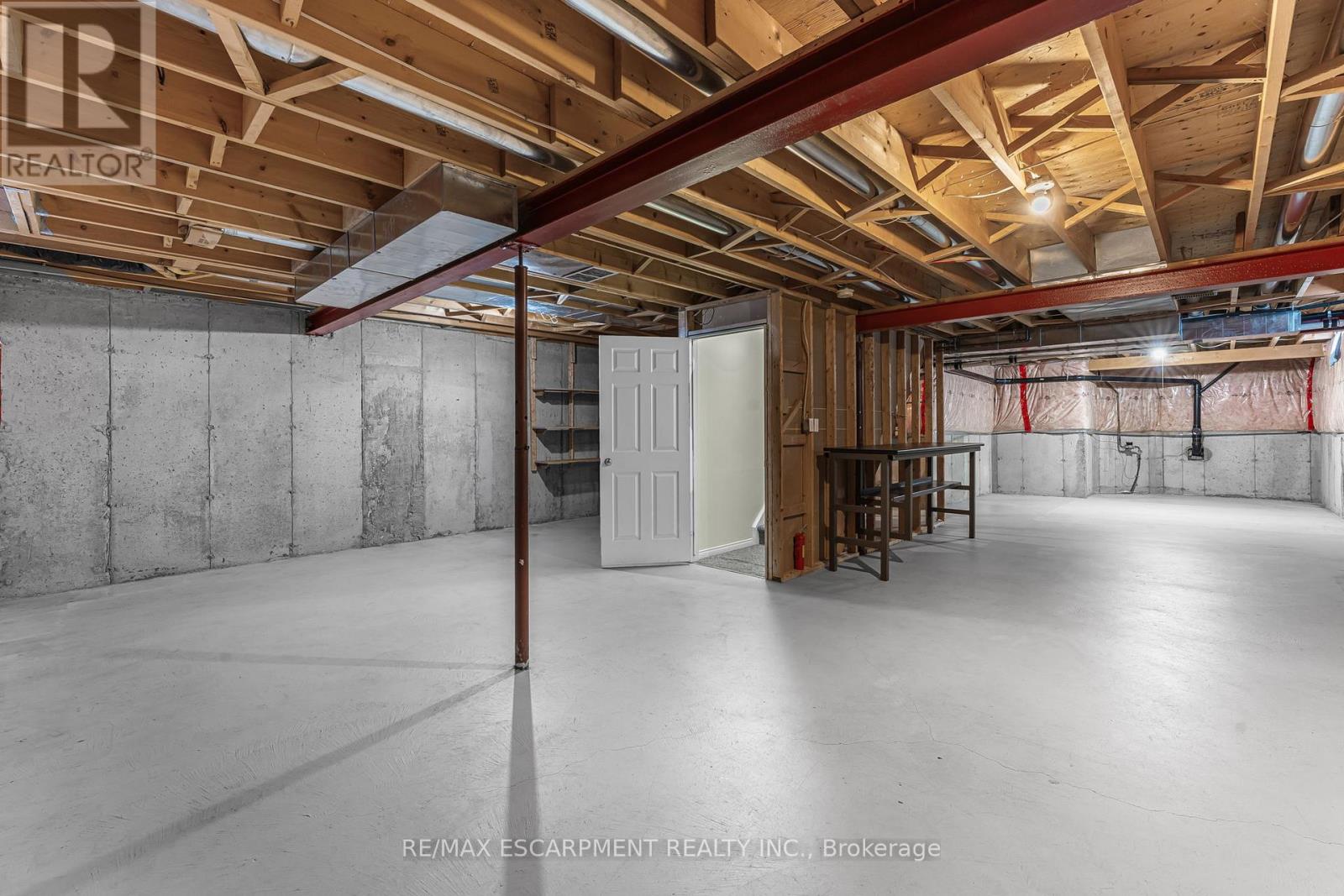 1 Village Drive, West Lincoln, Ontario L0R 2A0 - Photo 25 - X12513074