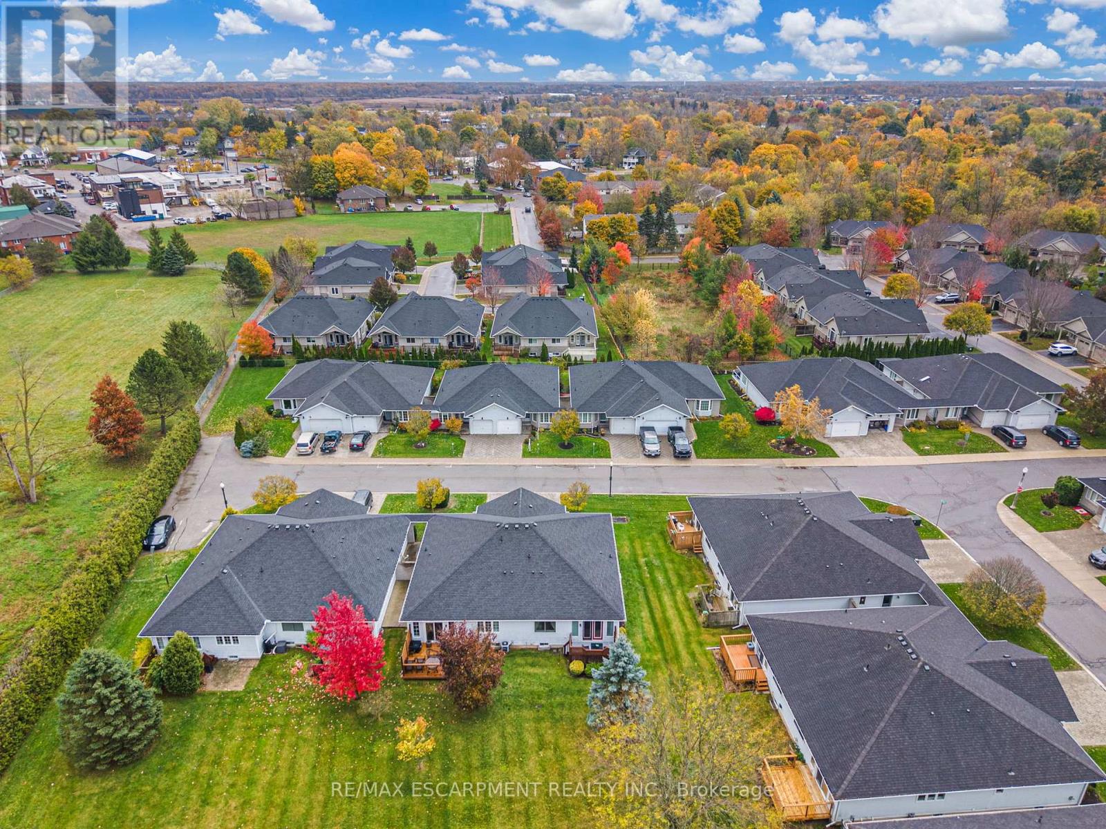 1 Village Drive, West Lincoln, Ontario L0R 2A0 - Photo 40 - X12513074