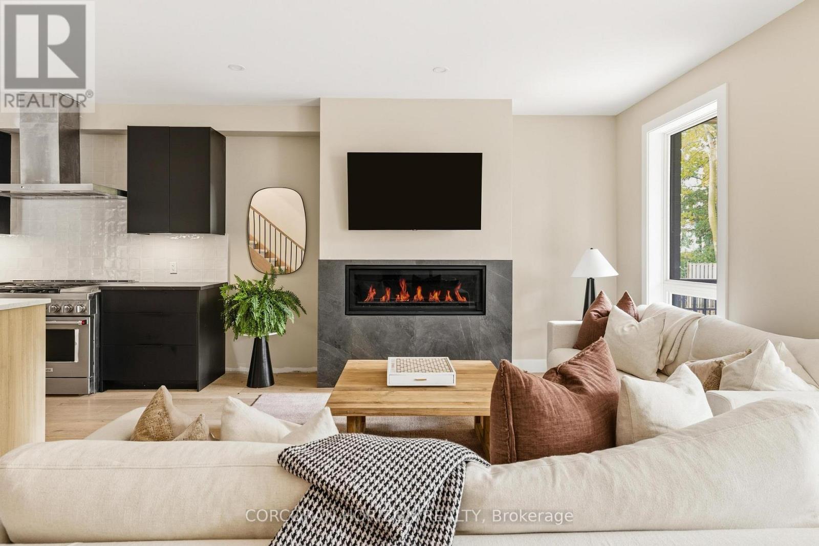 95 William Street W, Waterloo, Ontario  N2L 1J6 - Photo 12 - X12513098