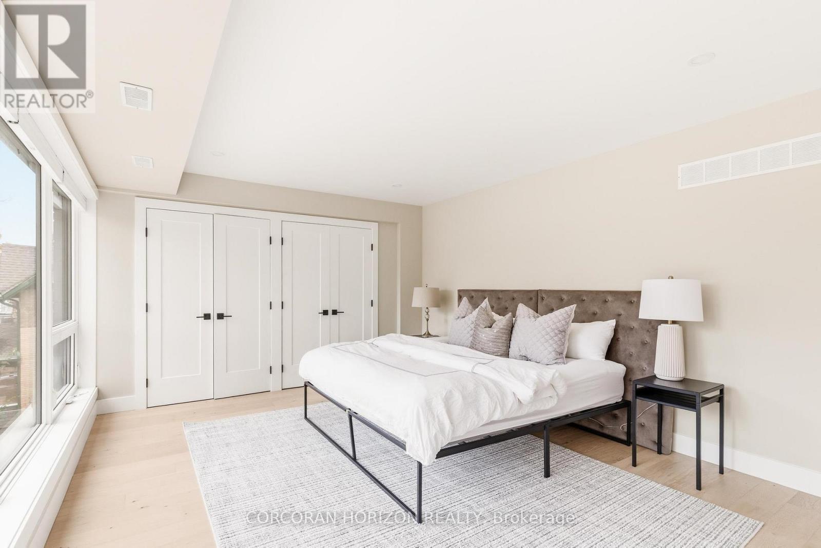 95 William Street W, Waterloo, Ontario  N2L 1J6 - Photo 16 - X12513098