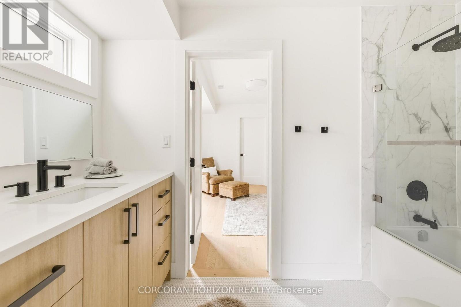 95 William Street W, Waterloo, Ontario  N2L 1J6 - Photo 20 - X12513098